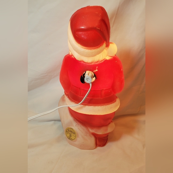 Santa Claus Vintage 1968 Empire Plastic Blow Mold Lighted Plug-in Santa Figure - Picture 5 of 10
